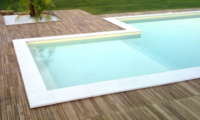 Piscina a skimmer