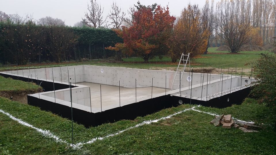 quando costruire una piscina interrata