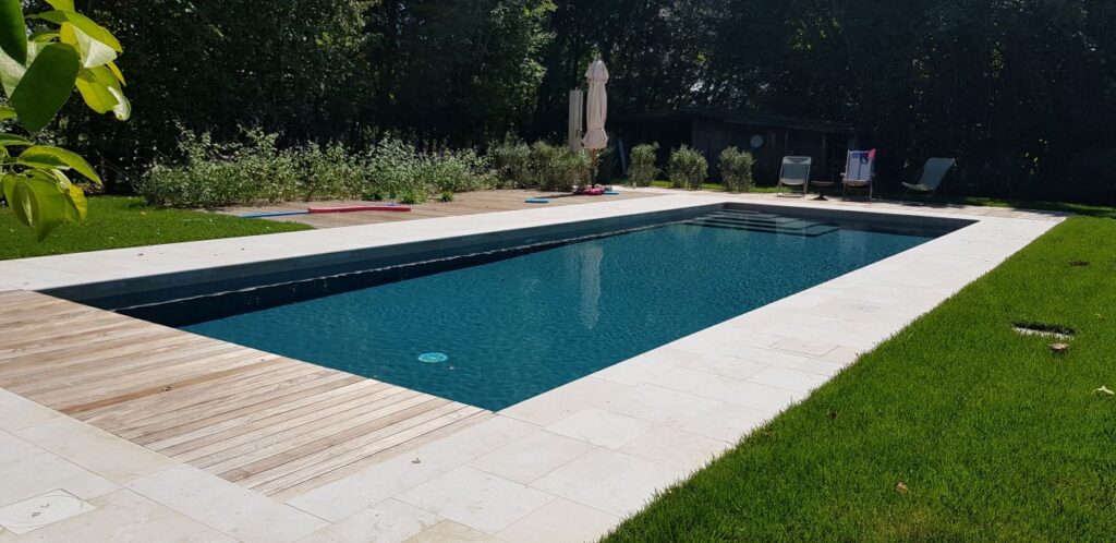 bordi piscina interrata