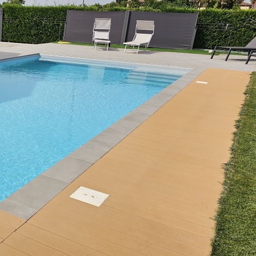 bordi piscina skimmer
